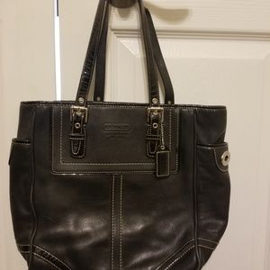 Medium leather black coach bag
